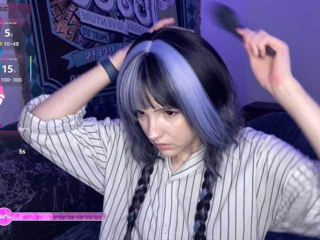 HeyNanna live webcam show
