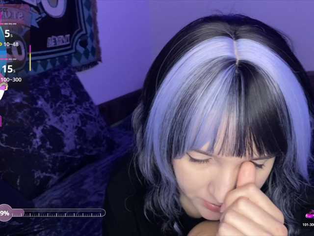 HeyNanno live cam on BongaCams