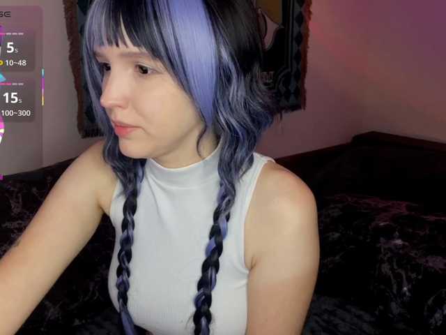 HeyNanno live cam on BongaCams