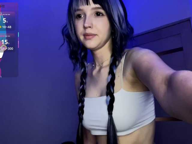 HeyNanno live cam on BongaCams
