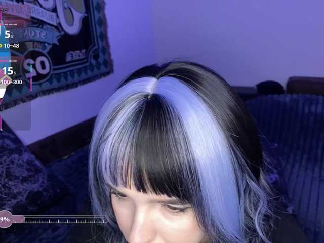 HeyNanno live cam on BongaCams