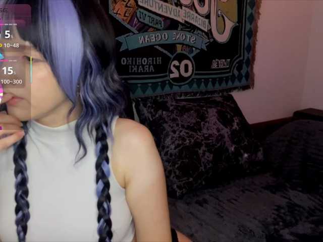 HeyNanno live cam on BongaCams