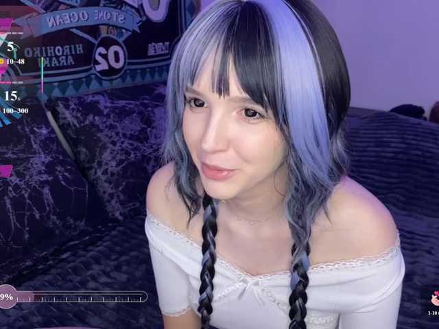 HeyNanno live cam on BongaCams