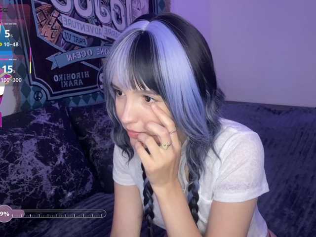 HeyNanno live cam on BongaCams