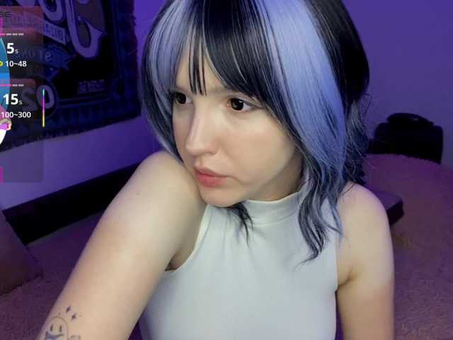 HeyNanno live cam on BongaCams