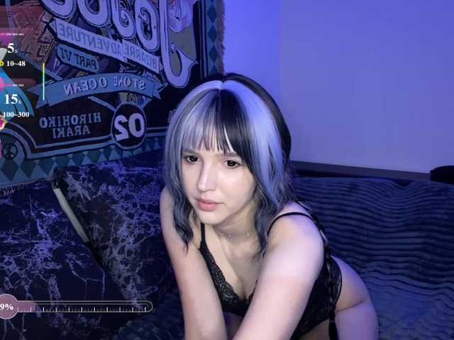 HeyNanno live cam on BongaCams