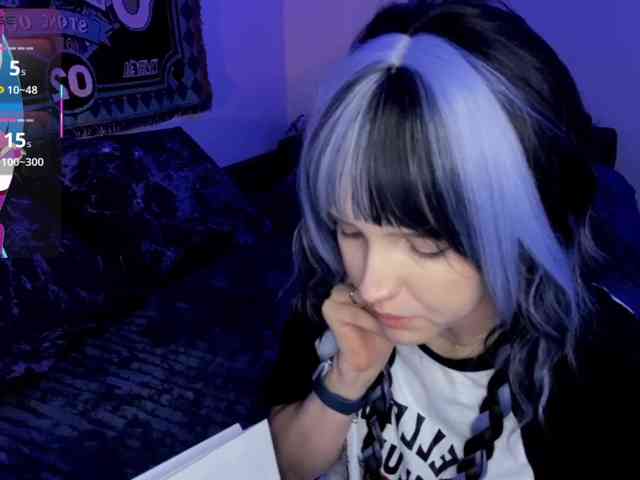 HeyNanno Live Webcam on BongaCams