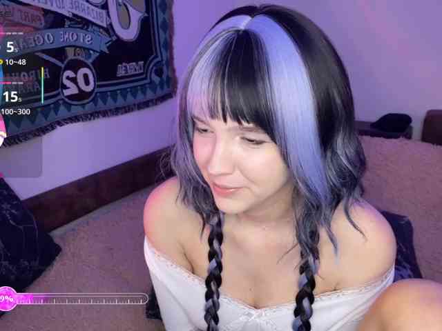 HeyNanno Live Webcam on BongaCams