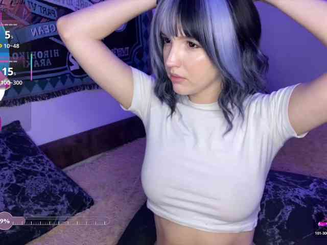 HeyNanno Live Webcam on BongaCams