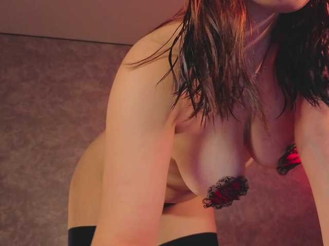 Female-Jesus live cam on BongaCams