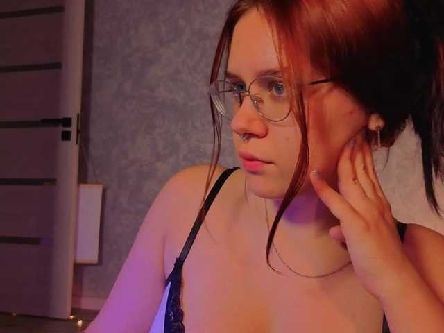 Female-Jesus live cam on BongaCams