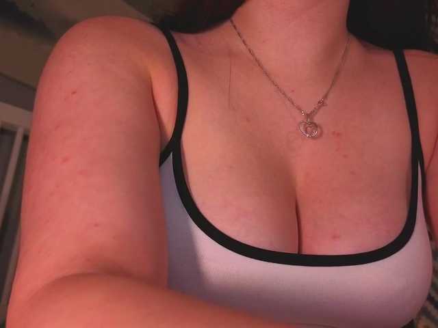 Female-Jesus live cam on BongaCams