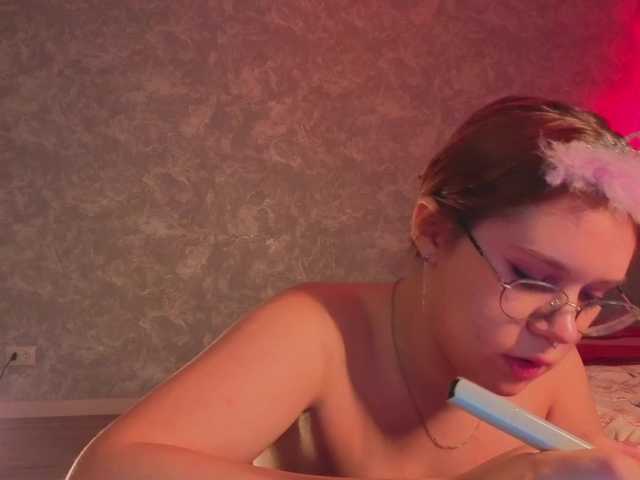 Female-Jesus live cam on BongaCams