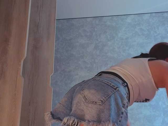 Female-Jesus live webcam show