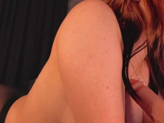 Female-Jesus live cam on BongaCams