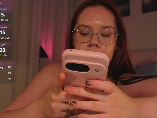 Female-Jesus live cam on BongaCams