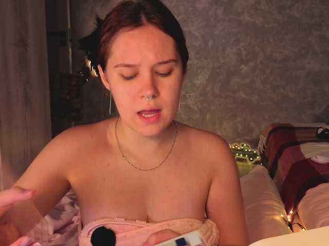 Female-Jesus live cam on BongaCams