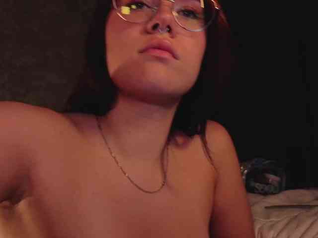 Female-Jesus webcam
