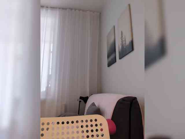 Female-Jesus webcam