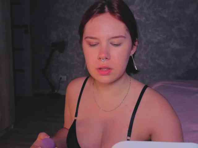 Female-Jesus webcam