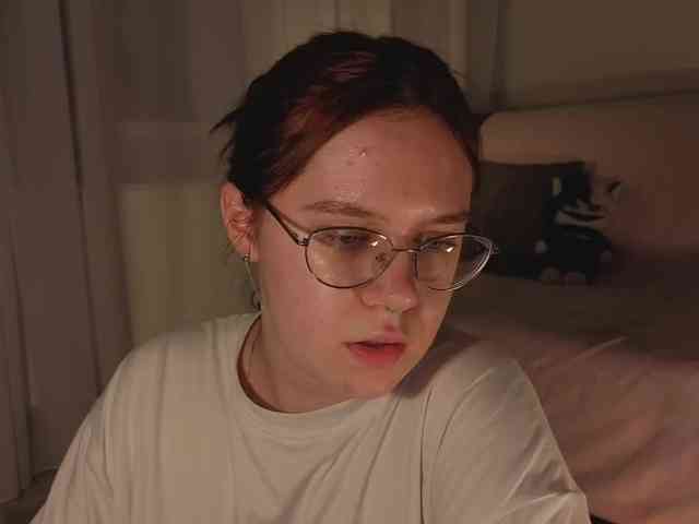 Female-Jesus webcam