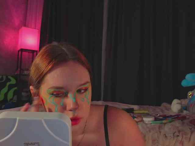 Female-Jesus webcam