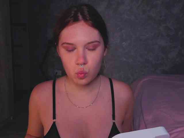 Female-Jesus webcam