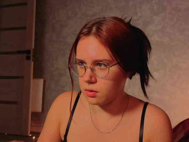 Female-Jesus webcam