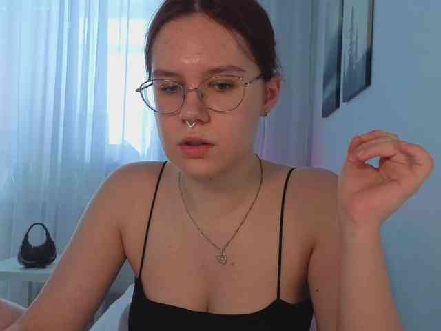 Female-Jesus webcam