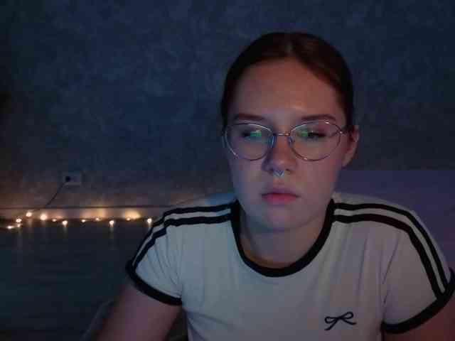 Female-Jesus webcam