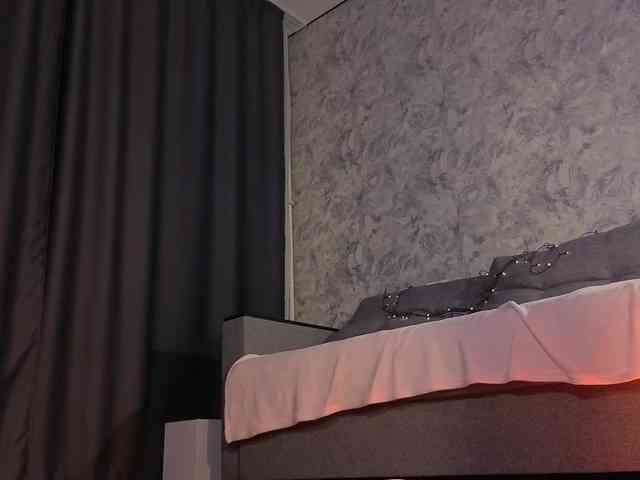 Female-Jesus webcam