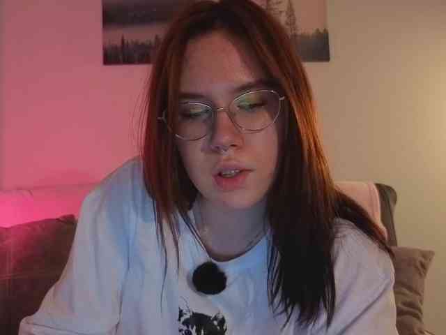 Female-Jesus webcam