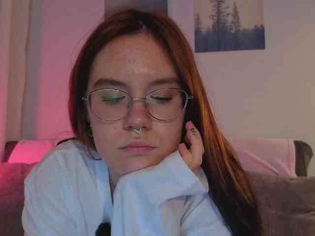 Female-Jesus webcam