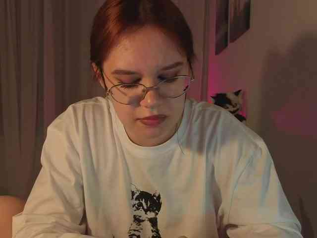 Female-Jesus webcam