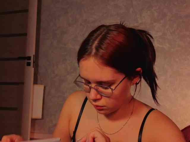 Female-Jesus webcam