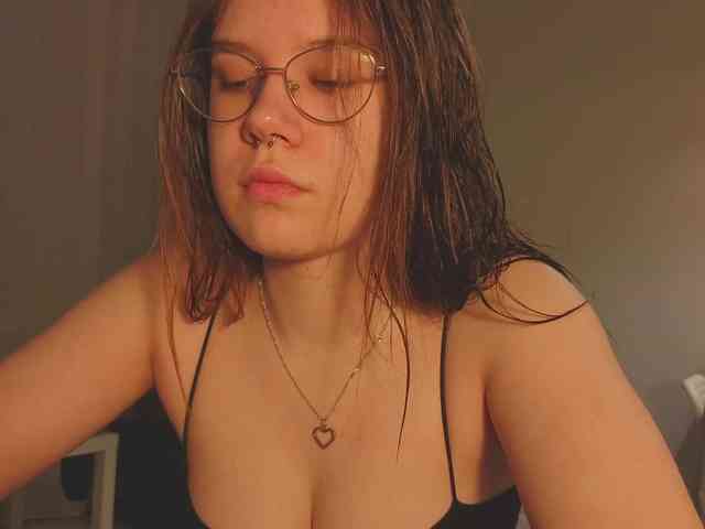 Female-Jesus webcam