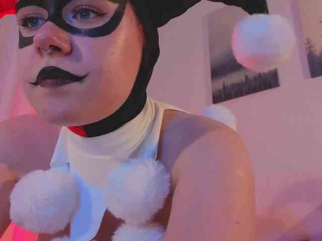 Female-Jesus webcam
