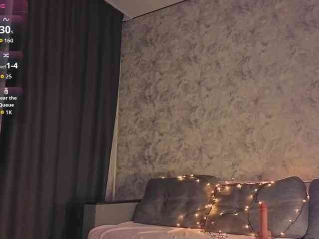 Female-Jesus webcam