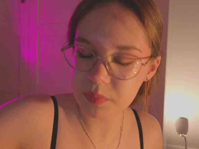 Female-Jesus webcam