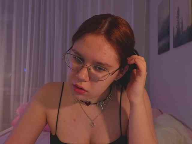 Female-Jesus webcam