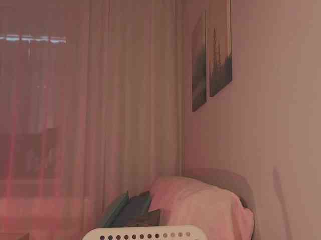 Female-Jesus webcam