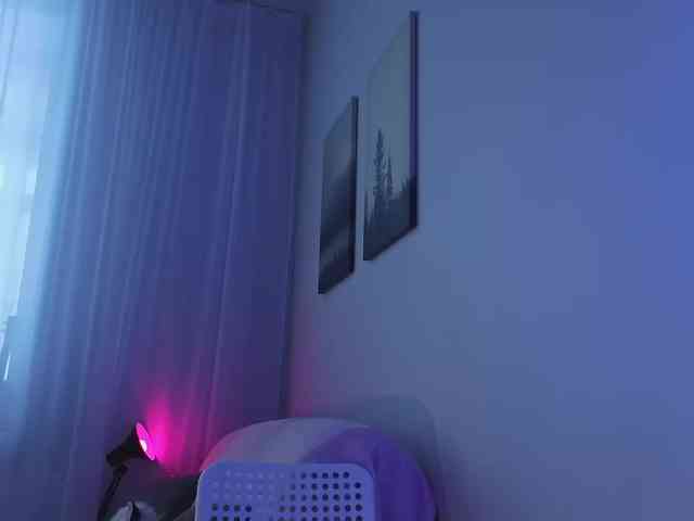 Female-Jesus webcam