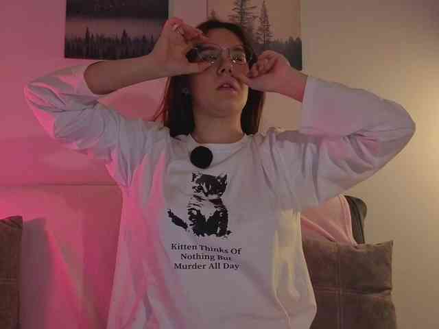 Female-Jesus webcam
