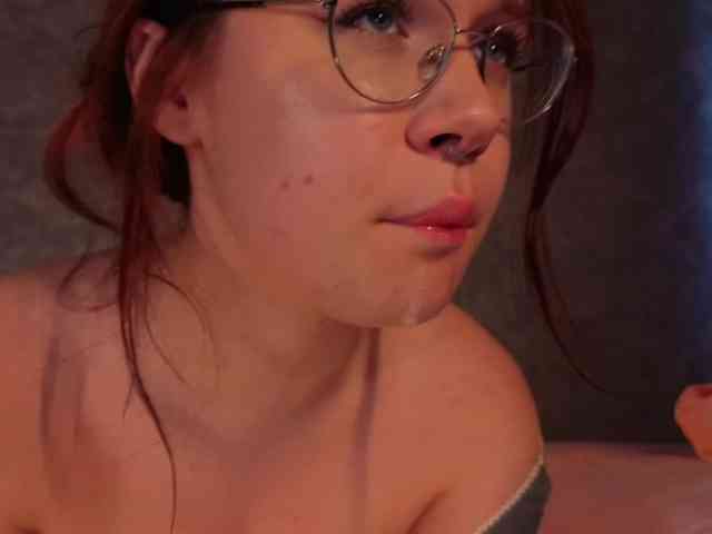 Female-Jesus webcam