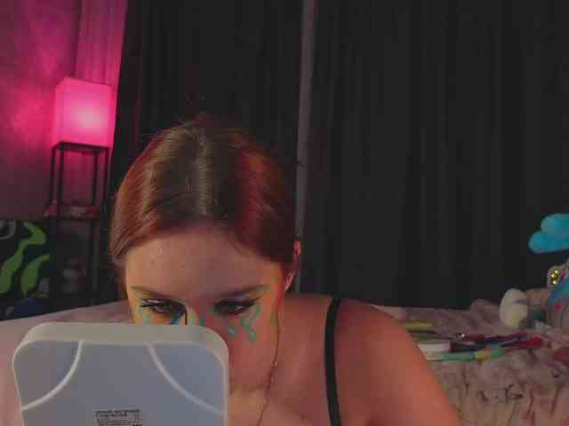 Female-Jesus webcam