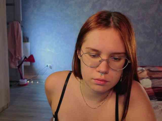 Female-Jesus webcam