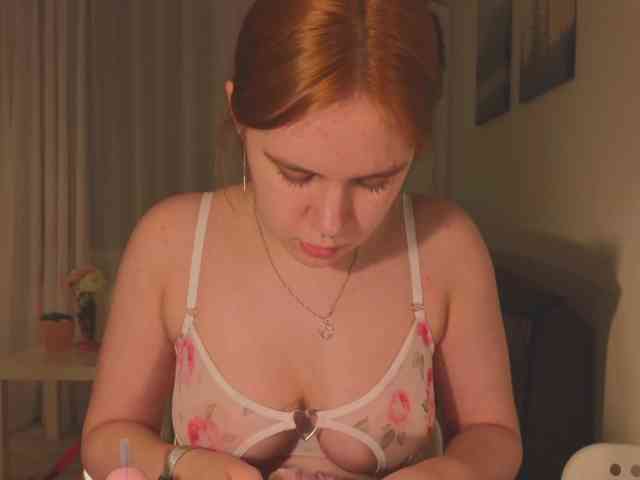 Female-Jesus webcam