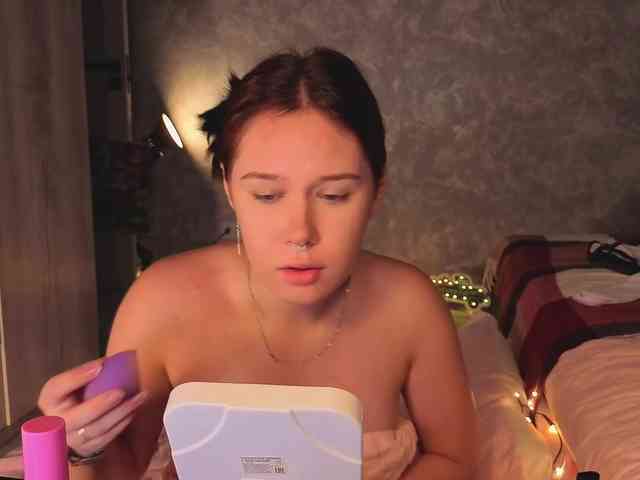 Female-Jesus webcam