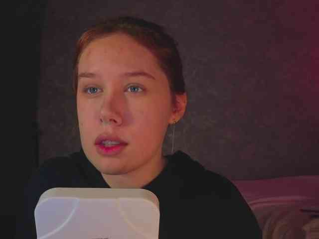 Female-Jesus webcam