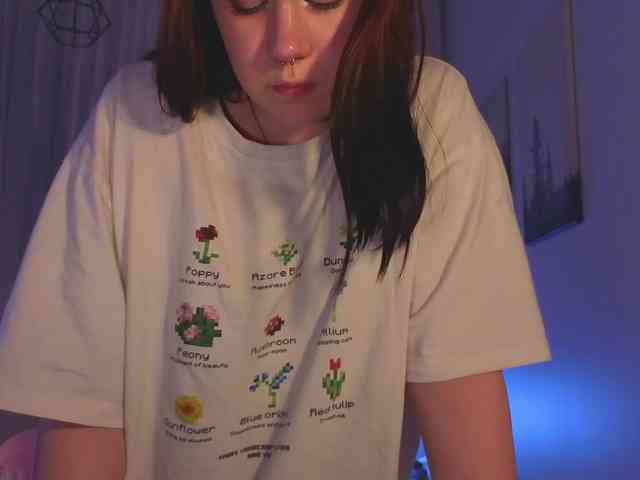 Female-Jesus webcam